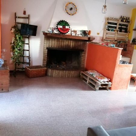 Umbria In Bike B&B Foligno Exterior photo